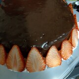 チョコレートケーキ、生チョコでザッハトルテ